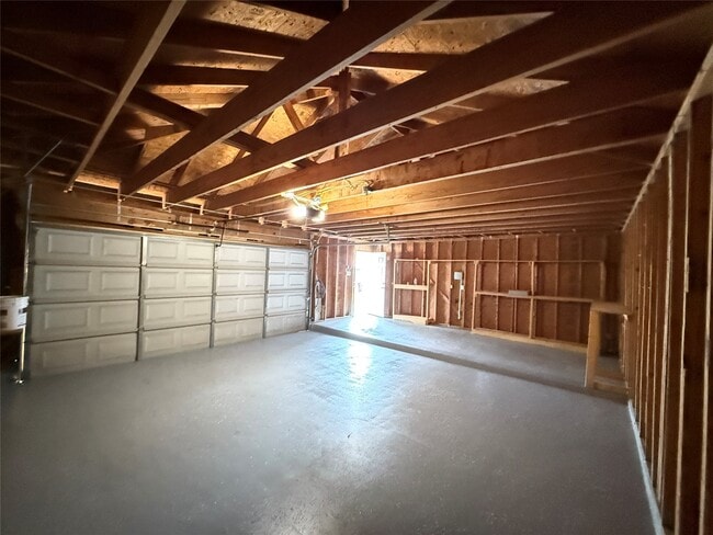 Building Photo - 3808 Travis Lake Ct