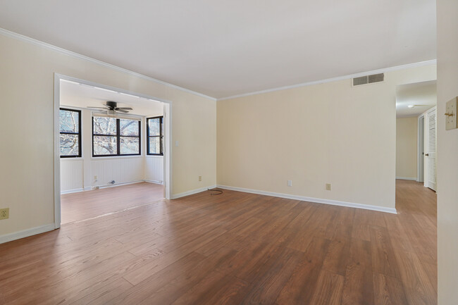 Living room - 174 Amherst Pl NW