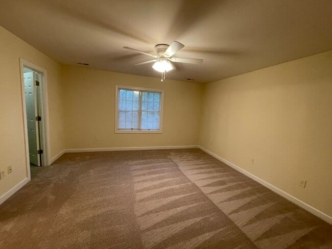 Building Photo - 2609 Broad Oaks Pl