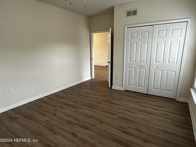 Building Photo - 4920 Key Lime Dr