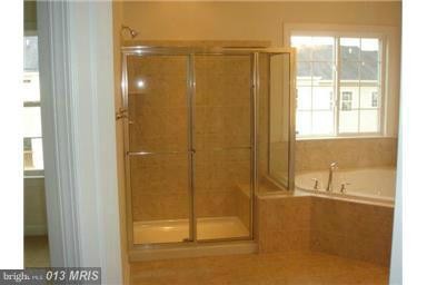 Building Photo - 1709 Taymount Terrace NE