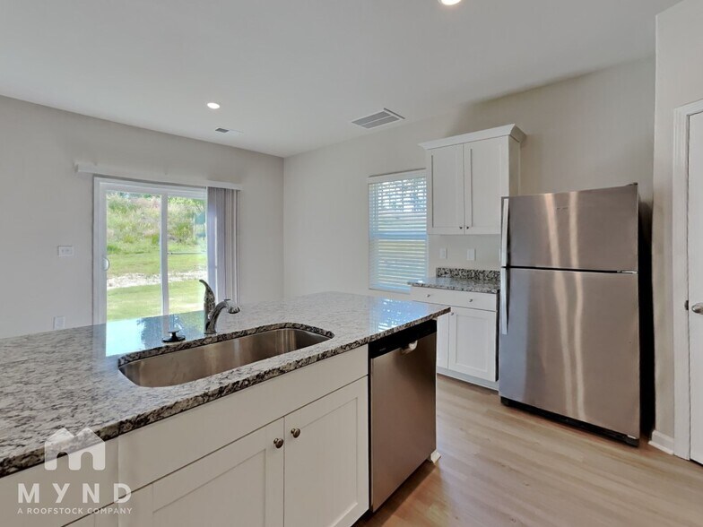 Building Photo - 364 Taverners Ln