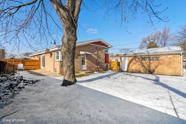 Building Photo - 47 Fernwood Dr