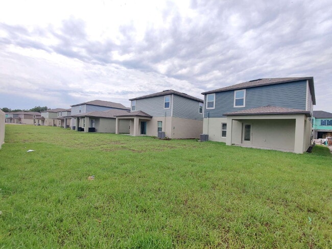 Building Photo - Spacious 5-Bedroom Home with First-Floor Owner's Suite in Land O' Lakes
