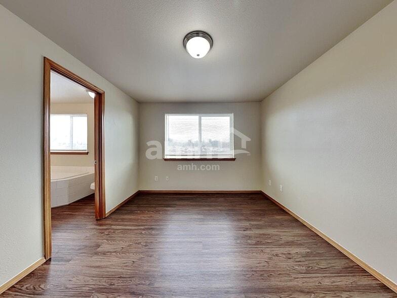 Building Photo - 16607 53rd Avenue Ct E