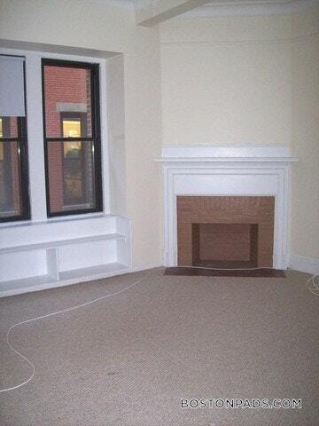 Building Photo - 62 Boylston St