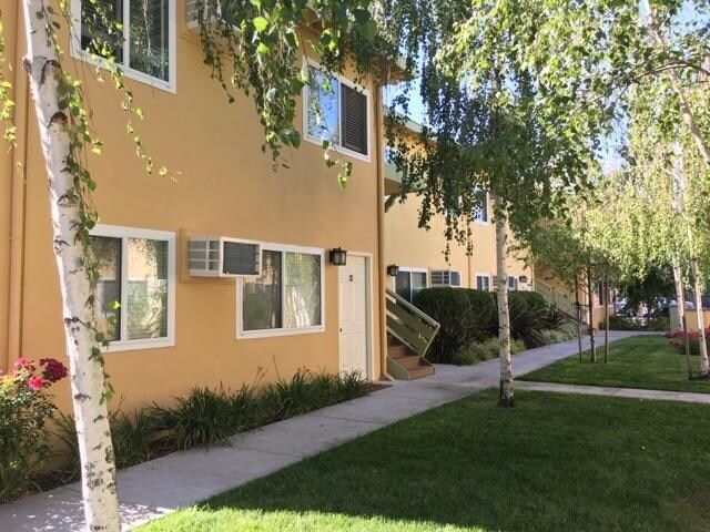 Building Photo - Birchwood Meadows