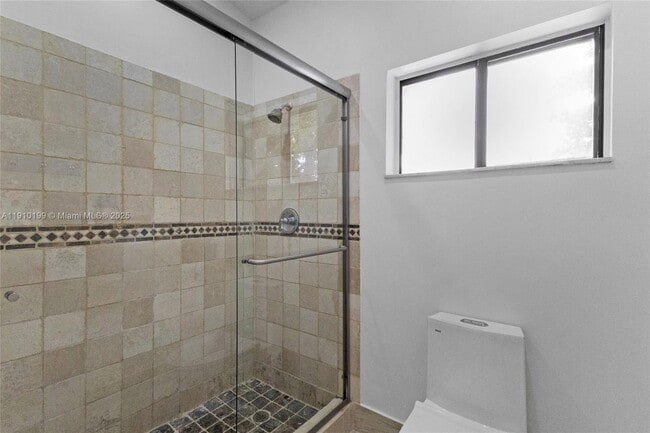 Building Photo - 4165 SW 85th Ave