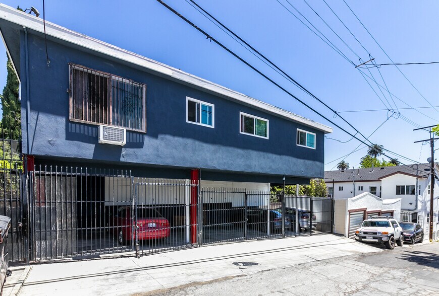 Building Photo - 1908 Clinton St