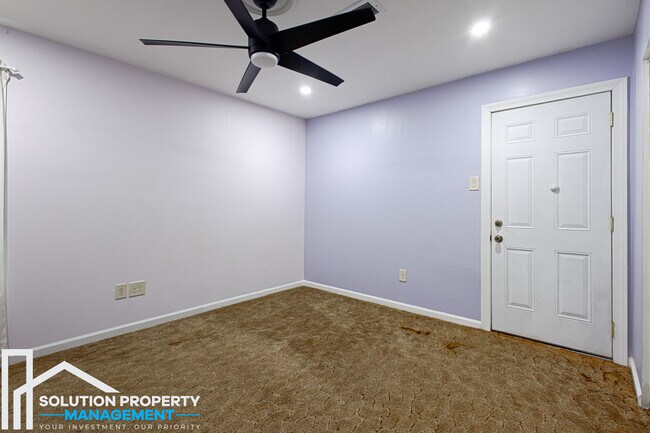 Building Photo - 4758 Pebble Trce