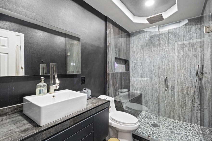 Building Photo - 415 South Eighth Street