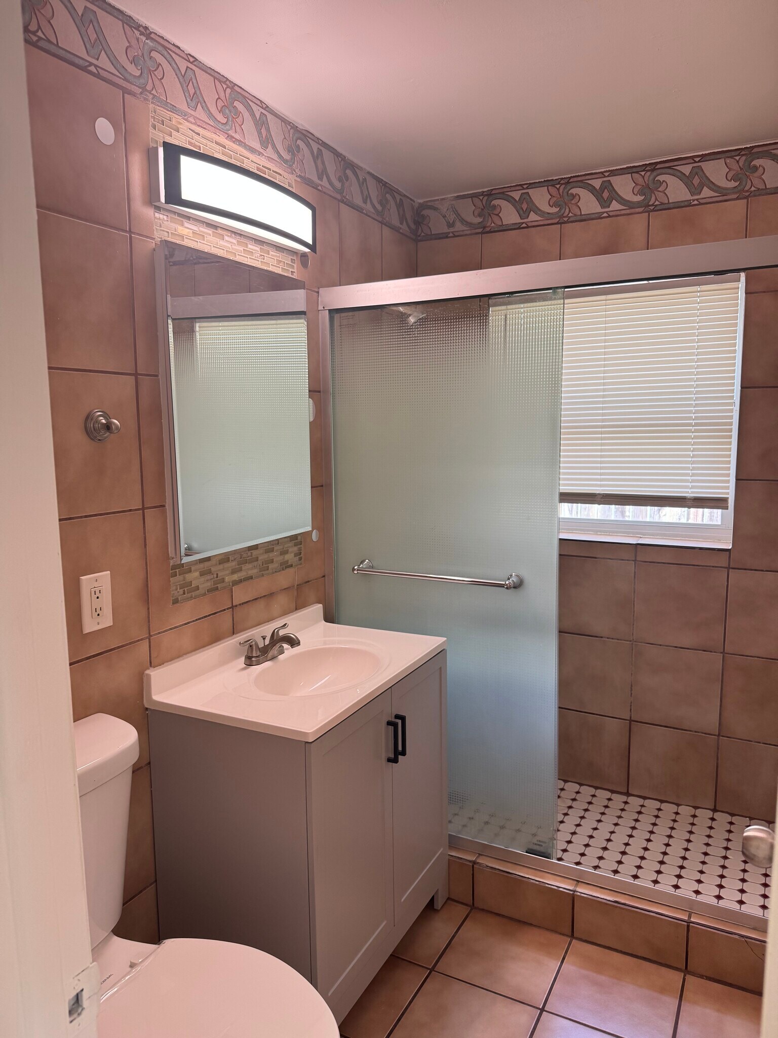 Building Photo - 5914 N Haverhill Rd