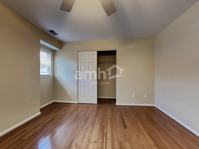 Building Photo - 111 Graduate Ln