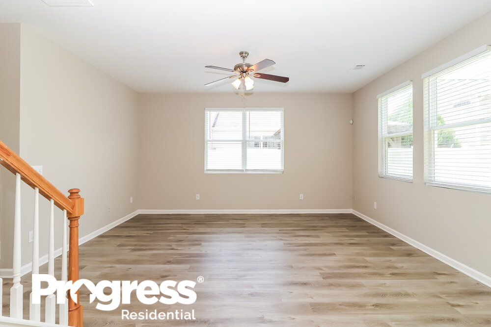 Building Photo - 284 Hiawassee Dr