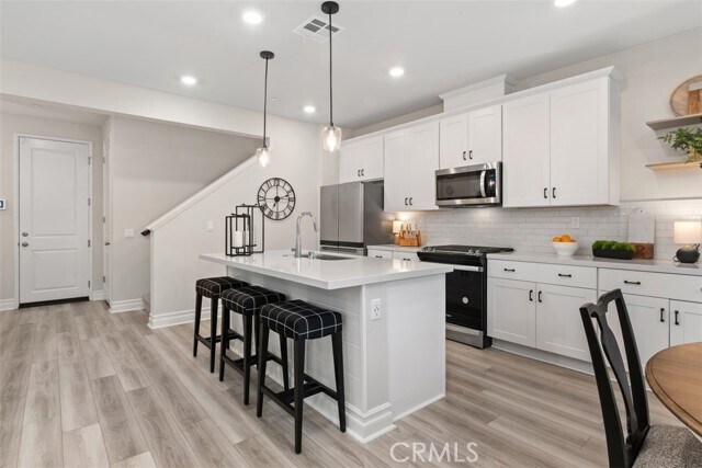 Building Photo - 1151 Brush Crk