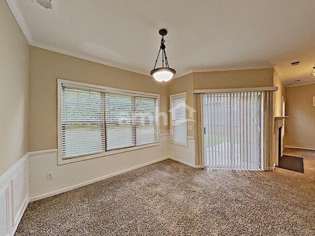 Building Photo - 368 Downing Creek Trl