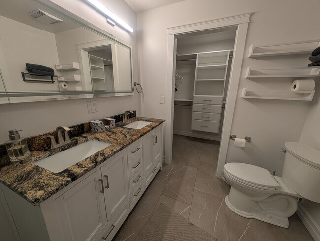 Building Photo - 2448 Le Clerc Rd S