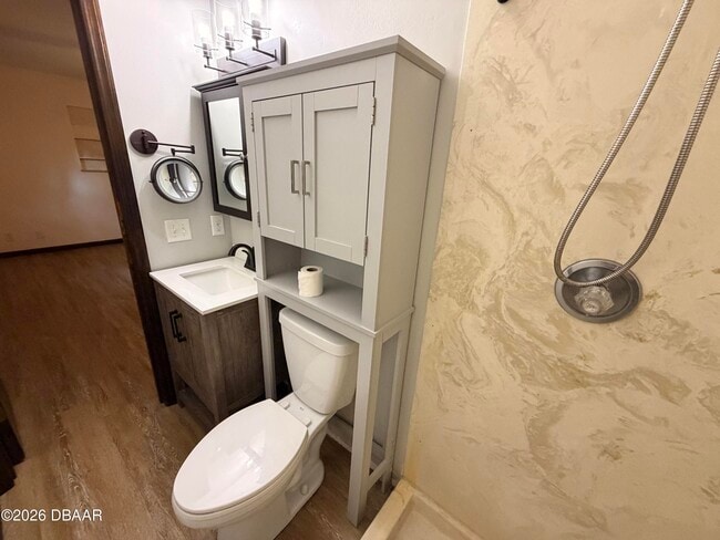 Building Photo - 711 Freda Ln