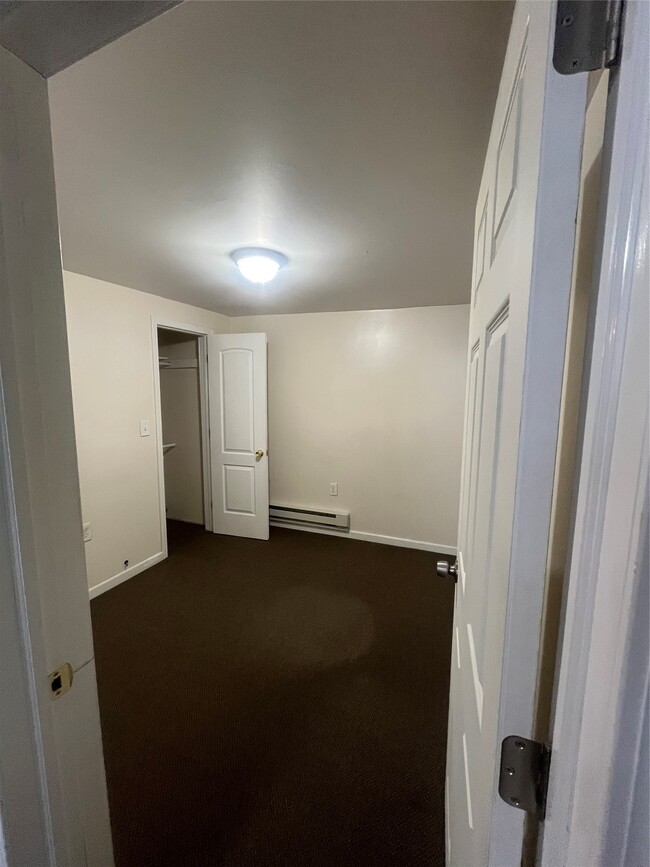 Building Photo - 75 N Baldwin St