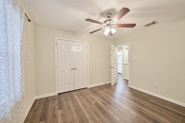 Building Photo - 3501 Buckingham Ln
