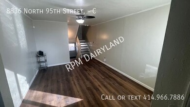 Building Photo - 8836 N 95th St