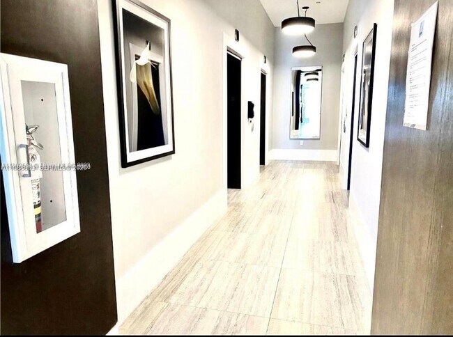 Building Photo - 140 S Dixie Hwy