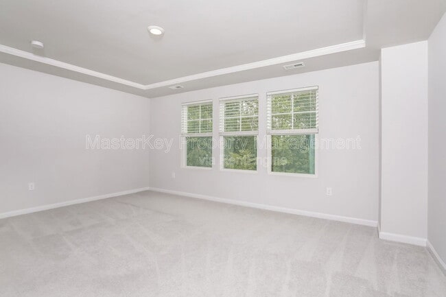 Building Photo - 2061 Caen St