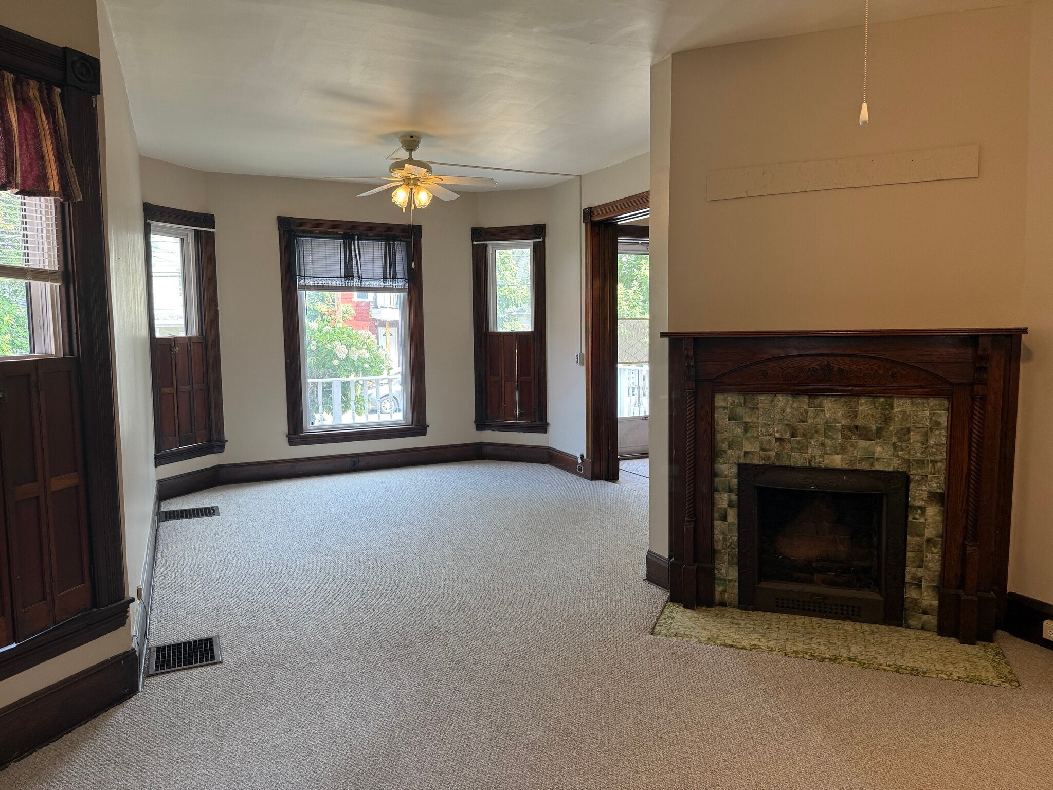 Living to Office - 357 W 5th St