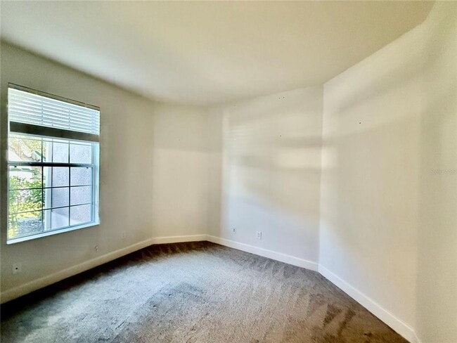 Building Photo - 10755 Rockledge View Dr