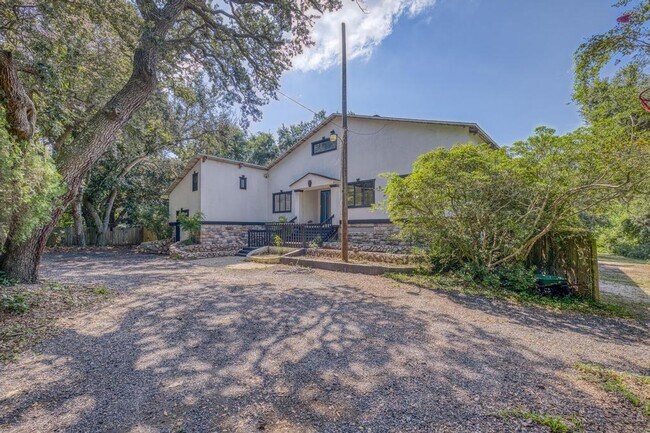 Building Photo - 4811 Soundside Dr