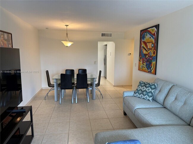 Building Photo - 7765 SW 86th St