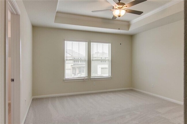 Building Photo - 15912 Windroot St