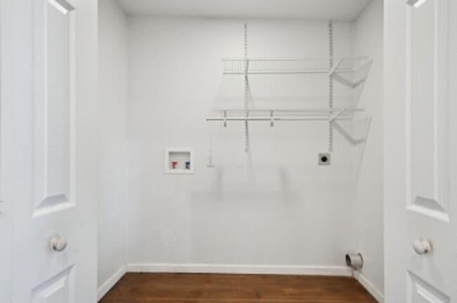 Building Photo - 8113 US-22