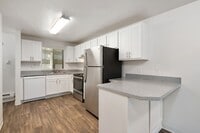 Building Photo - 2109 123rd Ave NE