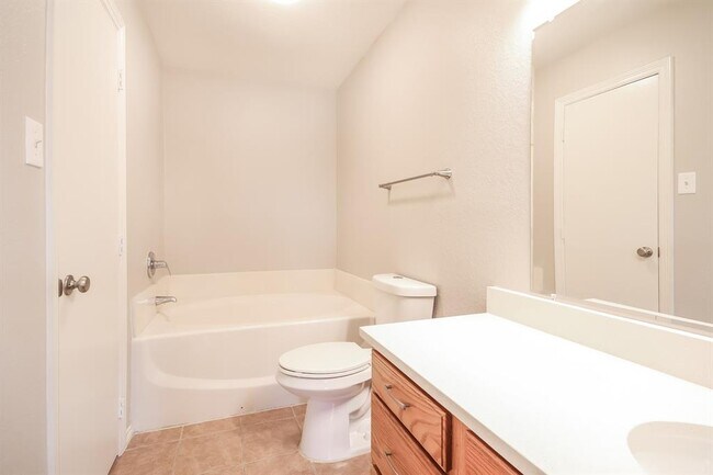 Building Photo - 6018 Settlers Village Dr