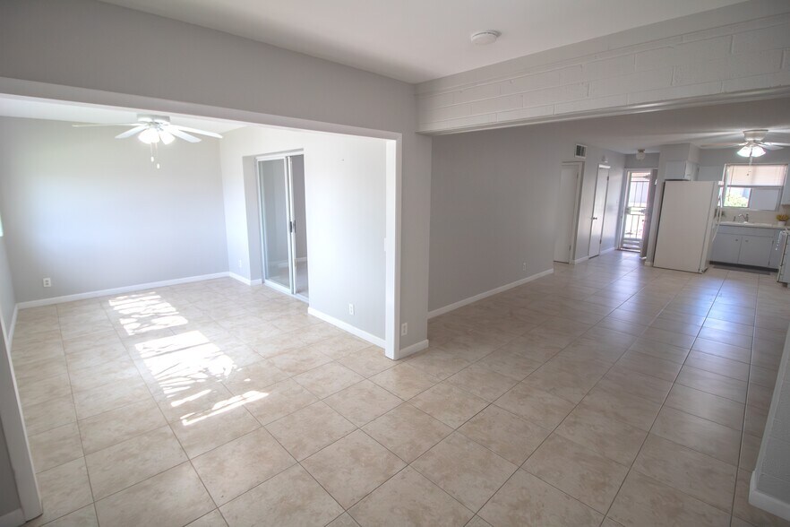 Living Room - 6721 E McDowell Rd