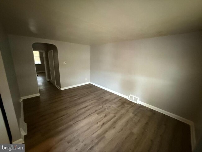 Building Photo - 4318 L St