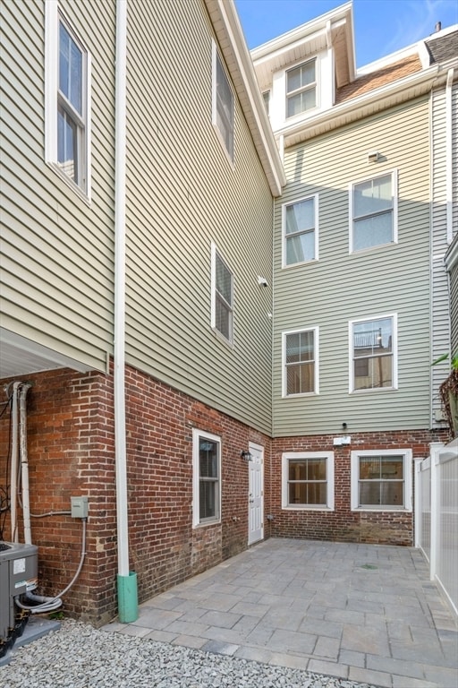 Building Photo - 277 W 5th St