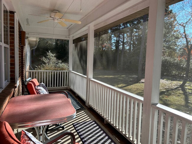 Building Photo - 148 Rice Rd