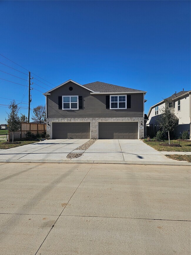 Building Photo - 5207 Shallowhurst Ln