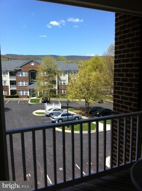 Building Photo - 2400 Dominion Dr