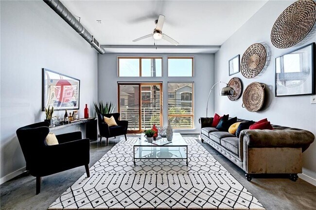 Building Photo - Apartment for Rent