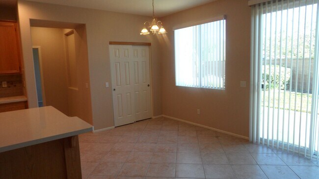 Building Photo - Single Story 4 BR 2.5 BA  Home On Cul-de-sac With 3 Car Attached Garage