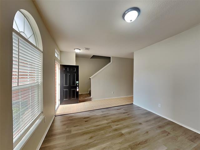 Building Photo - 8209 Swan Park Dr