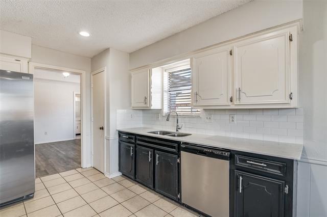 Building Photo - 4610 Candlestick Dr