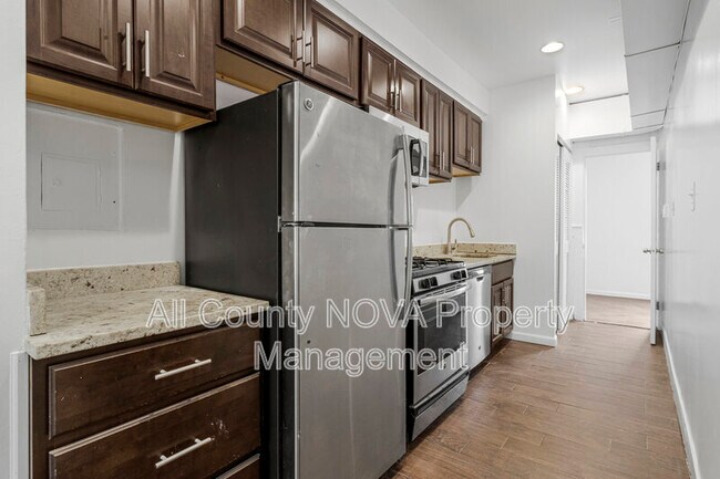 Building Photo - 1719 West Virginia Ave NE