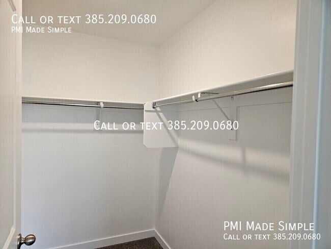 Building Photo - 866 E Sand Dollar Wy