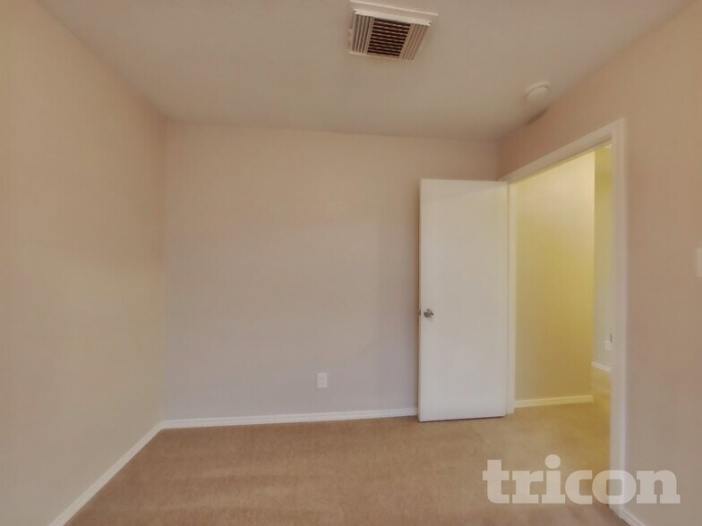 Building Photo - 6214 Meandering Trail