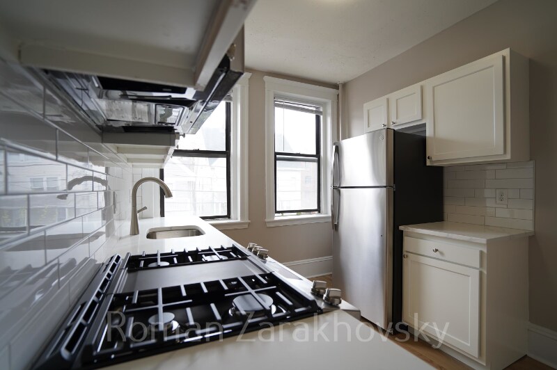 Building Photo - 58 Gardner St