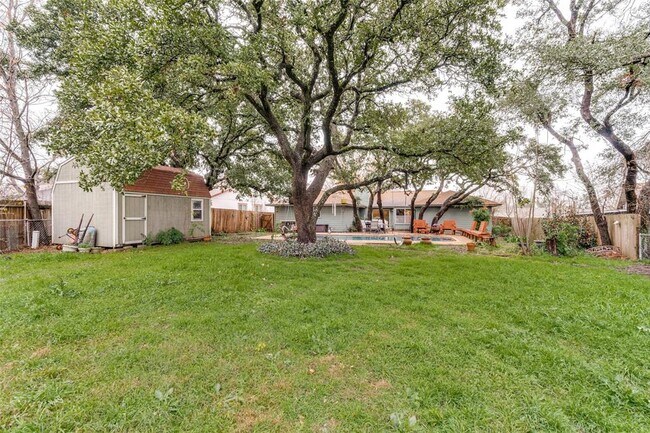 Building Photo - 12304 Bent Cedar Cove